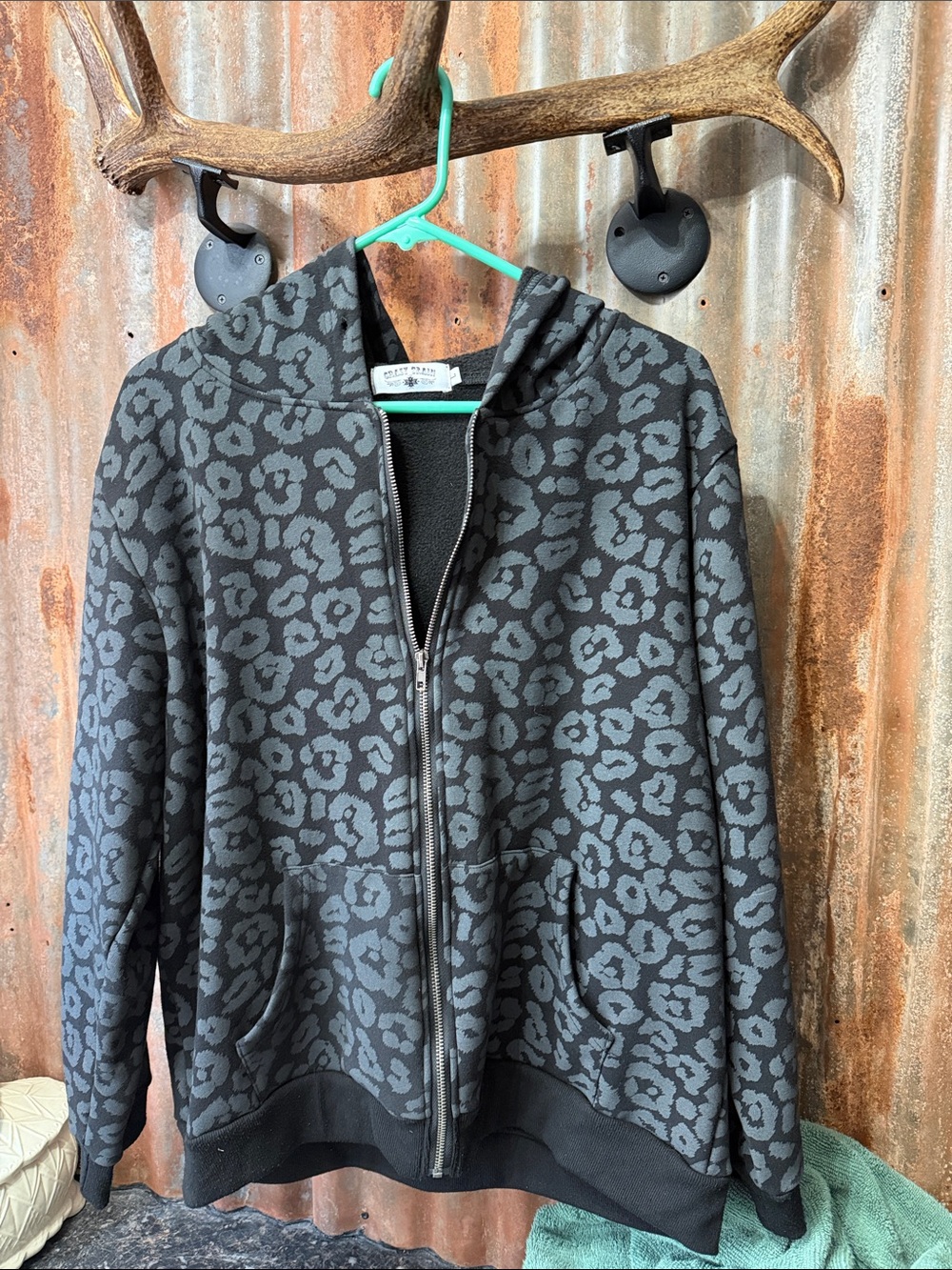 Women's Crazy Train Black & Gray Leopard Zip Jacket